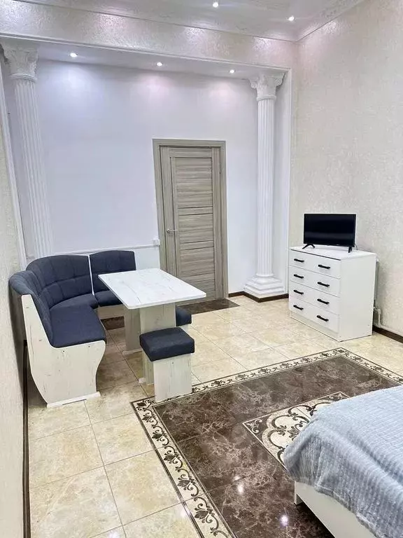 2-к кв. Ставропольский край, Кисловодск ул. Кирова, 11 (60.0 м) - Фото 0