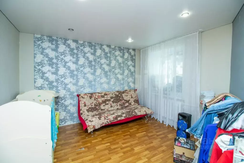 4-к кв. Тюменская область, Тюмень Гилево мкр, ул. Вербная, 1 (77.0 м) - Фото 0