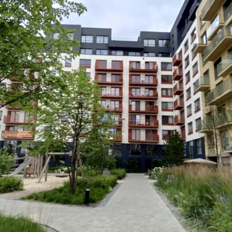 3-к кв. Тюменская область, Тюмень ул. Газовиков, 38 (166.8 м) - Фото 2