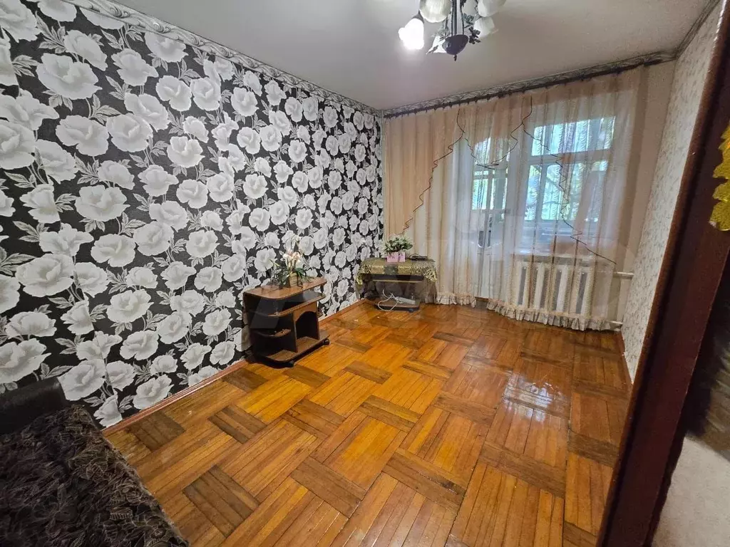 2-к. квартира, 50 м, 1/4 эт. - Фото 1