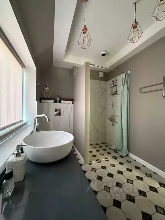 Дом в Приморский край, Владивосток ул. Опаловая, 42 (80 м) - Фото 1