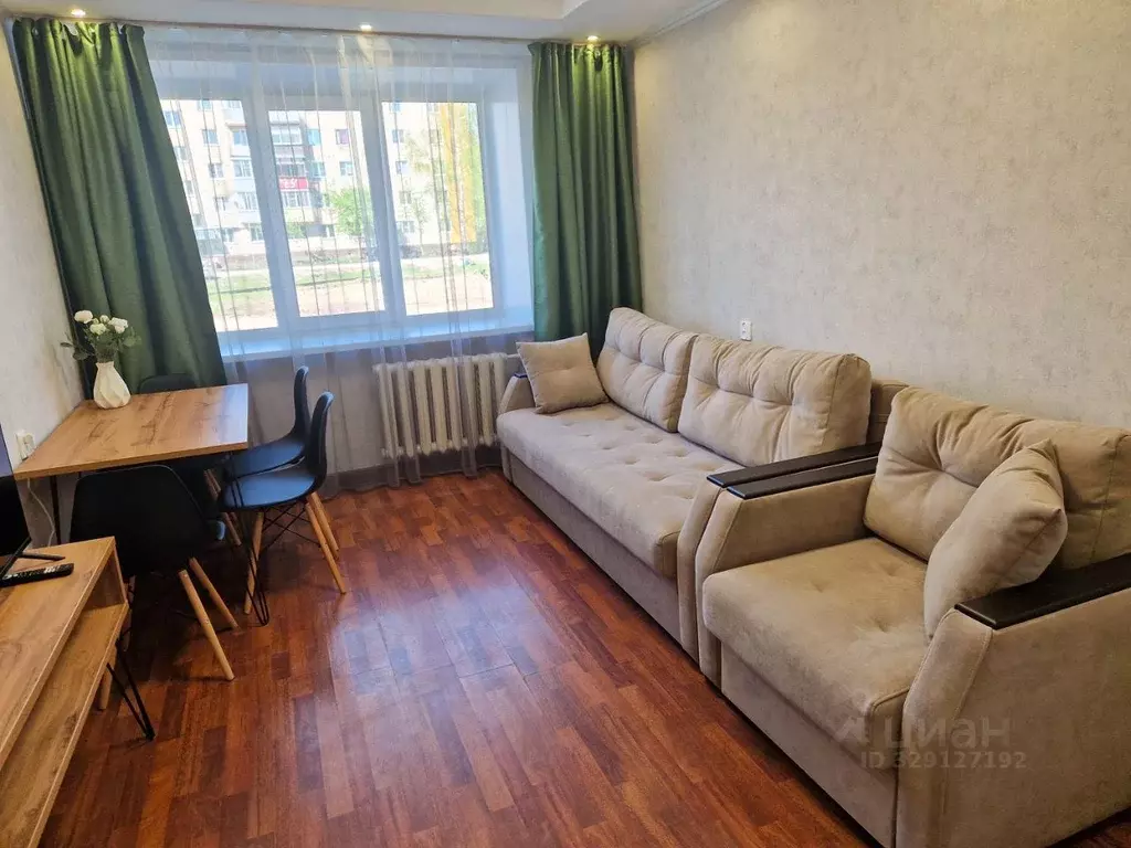 2-к кв. Ярославская область, Ростов Спартаковская ул., 162к1 (42.0 м) - Фото 1