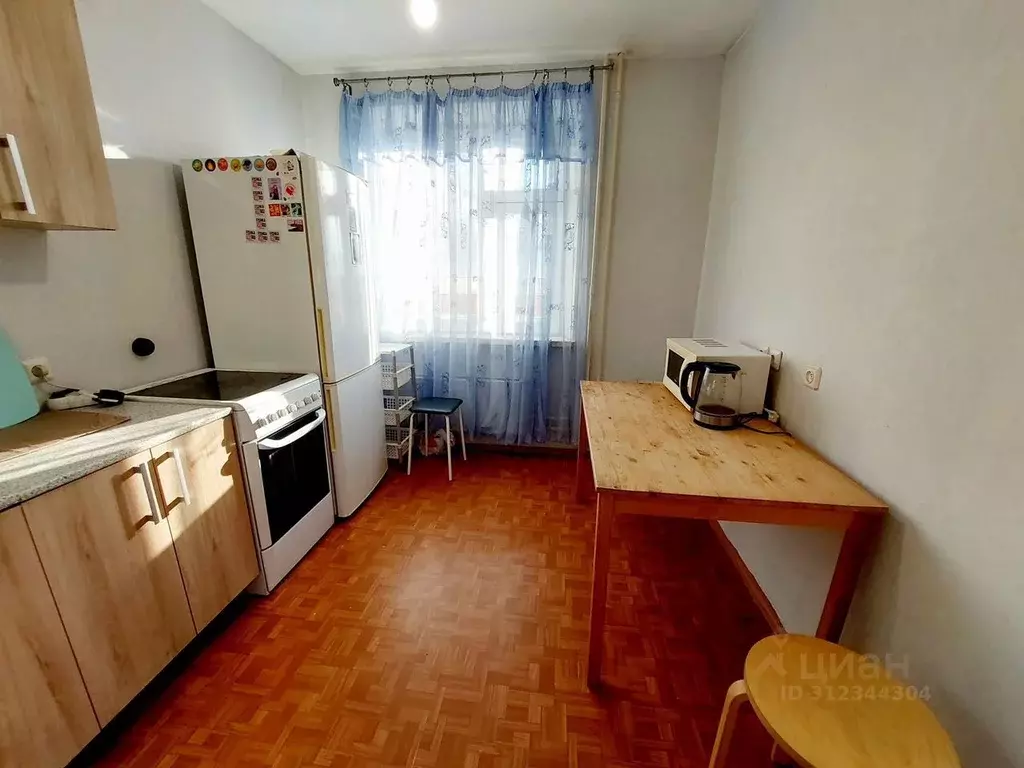 2-к кв. Свердловская область, Екатеринбург ул. Ухтомская, 47 (47.0 м) - Фото 0