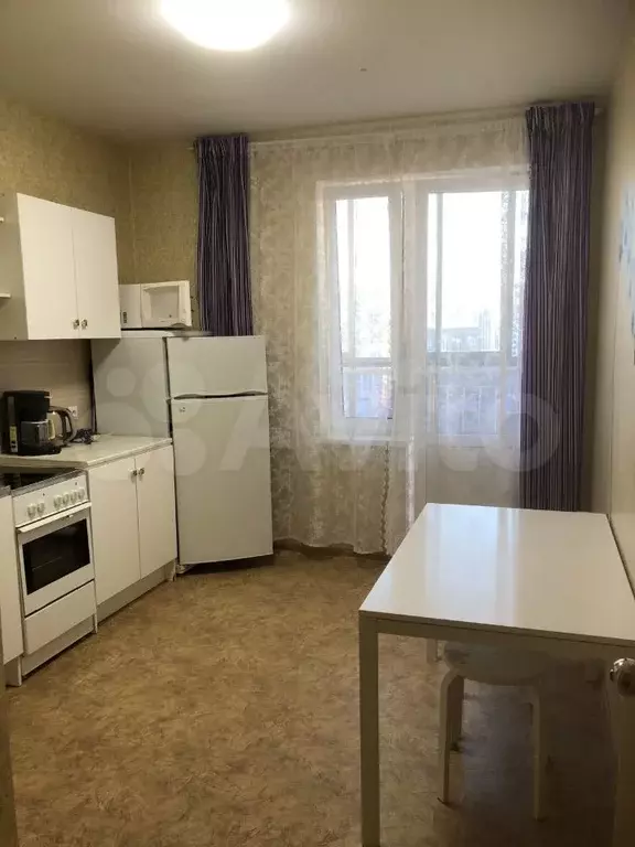 1-к. квартира, 40 м, 16/18 эт. - Фото 0