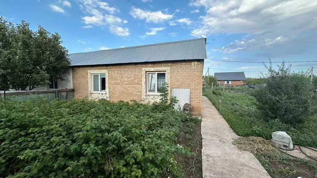 Дом в Оренбургская область, Оренбург Ростоши мкр, ул. Журевского, 3 ... - Фото 1