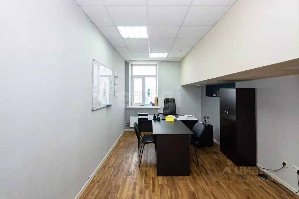 Офис в Новосибирская область, Новосибирск Советская ул., 64 (18 м) - Фото 1