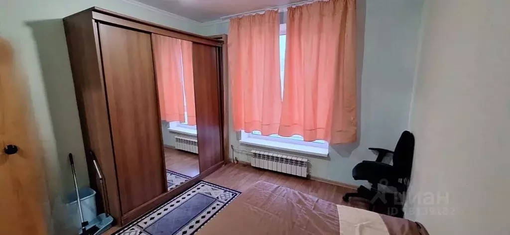 2-к кв. Калужская область, Калуга ул. Петра Тарасова, 37 (45.6 м) - Фото 2