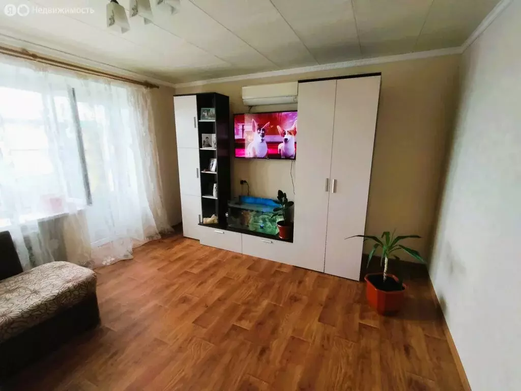 3-комнатная квартира: Сальск, улица Тургенева, 23 (60.8 м) - Фото 0