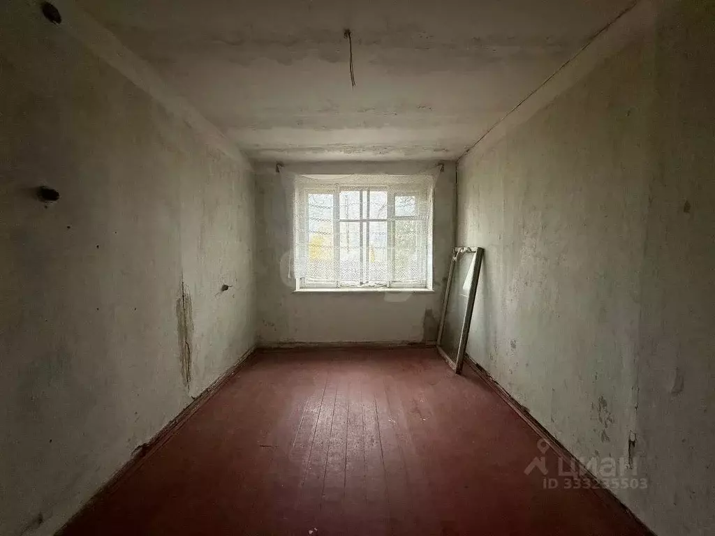 3-к кв. Ленинградская область, Тихвинское городское поселение, д. ... - Фото 1