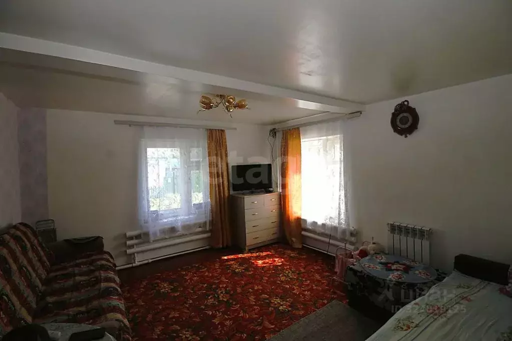 Дом в Тюменская область, Исетский муниципальный округ, с. Рассвет ул. ... - Фото 1