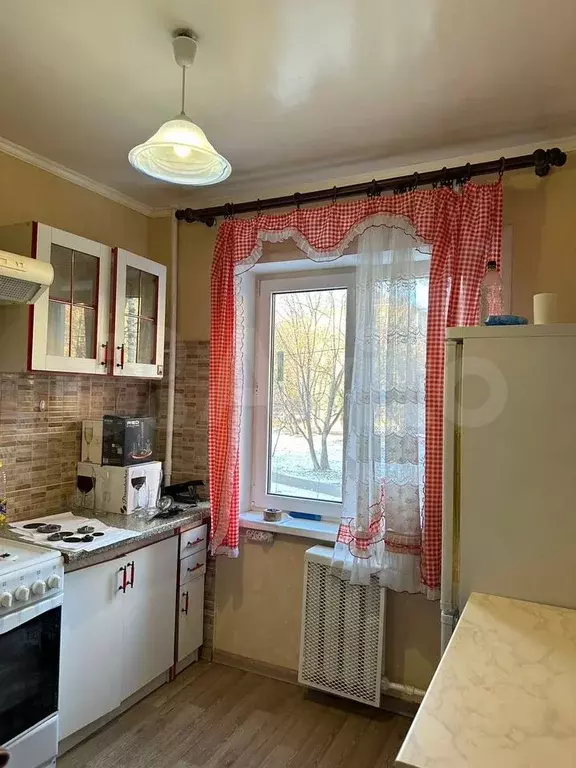 3-к. квартира, 60 м, 2/5 эт. - Фото 0