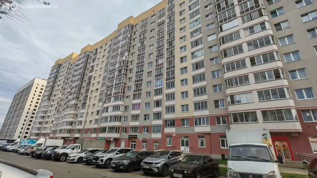 2-комнатная квартира: Верхняя Пышма, улица Петрова, 34В (45 м) - Фото 1