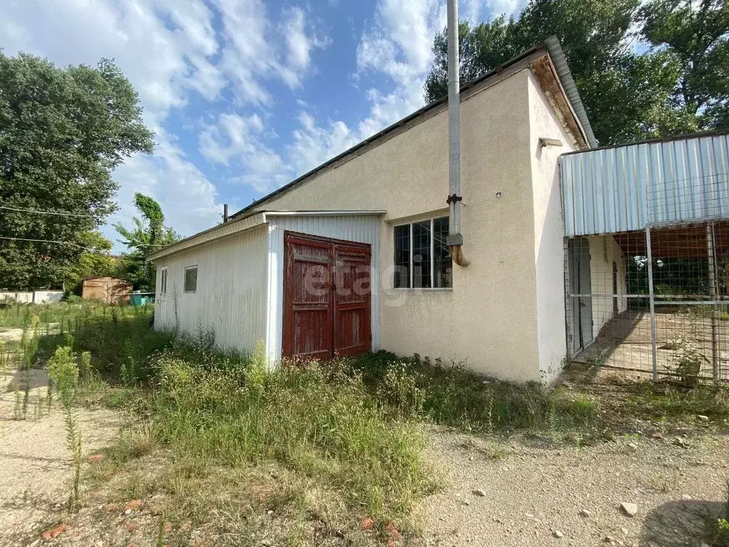 Помещение свободного назначения в Краснодарский край, Темрюк ул. ... - Фото 1