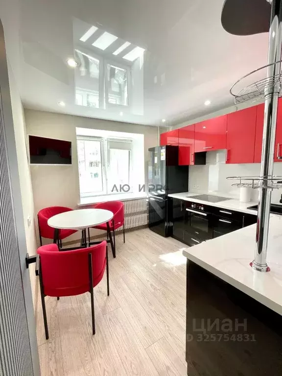 2-к кв. Кировская область, Киров ул. Широтная, 2 (69.0 м) - Фото 1