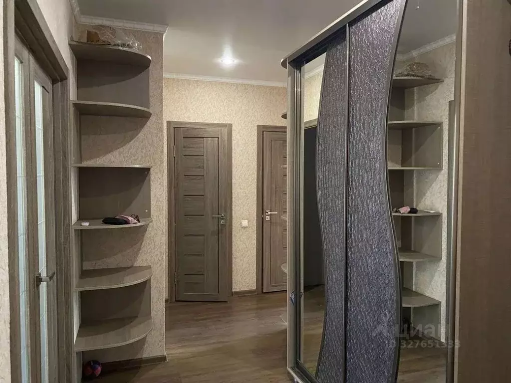 3-к кв. Белгородская область, Старый Оскол Дубрава мкр, 3 кв-л, 36 ... - Фото 1