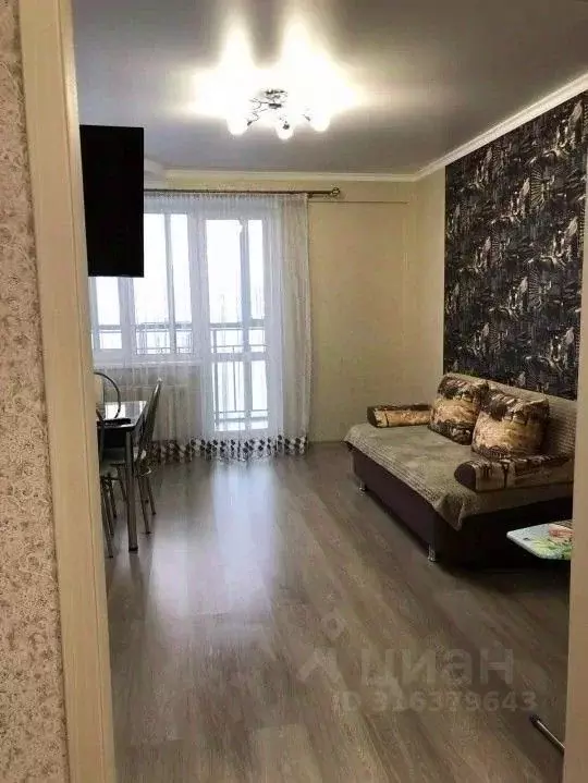 1-к кв. Татарстан, Казань ул. Максимова, 37Б (35.0 м) - Фото 1