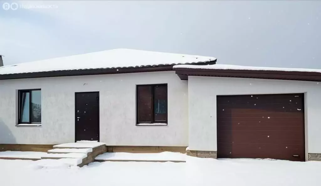 Дом в Красноуральский сельсовет, НПС Русь, Яблоневая улица, 33 (115 м) - Фото 1