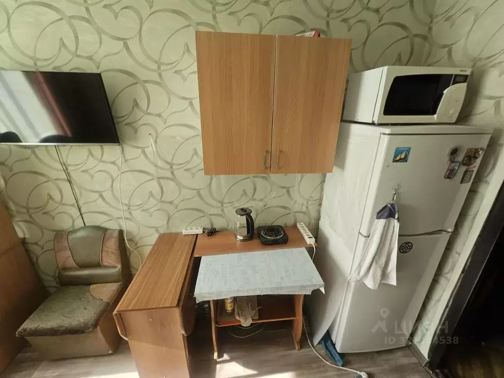 Комната Приморский край, Владивосток ул. Часовитина, 15 (18.0 м) - Фото 0