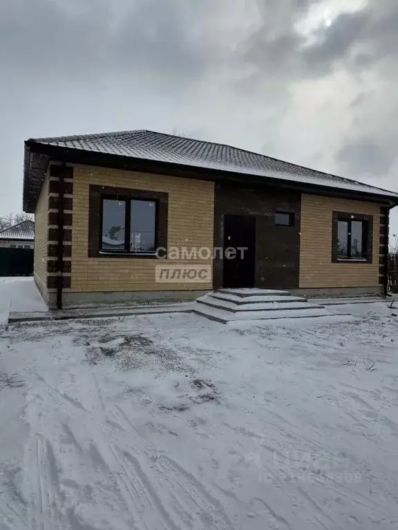 Дом в Астраханская область, Астрахань Клубничная ул., 31 (111 м) - Фото 0