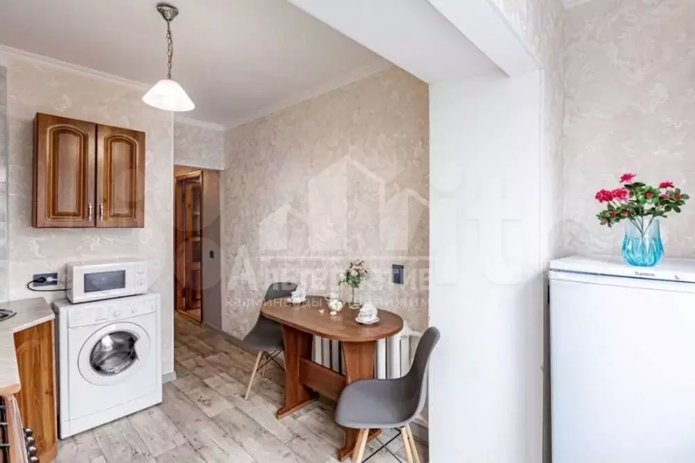 1-к. квартира, 30 м, 4/5 эт. - Фото 1