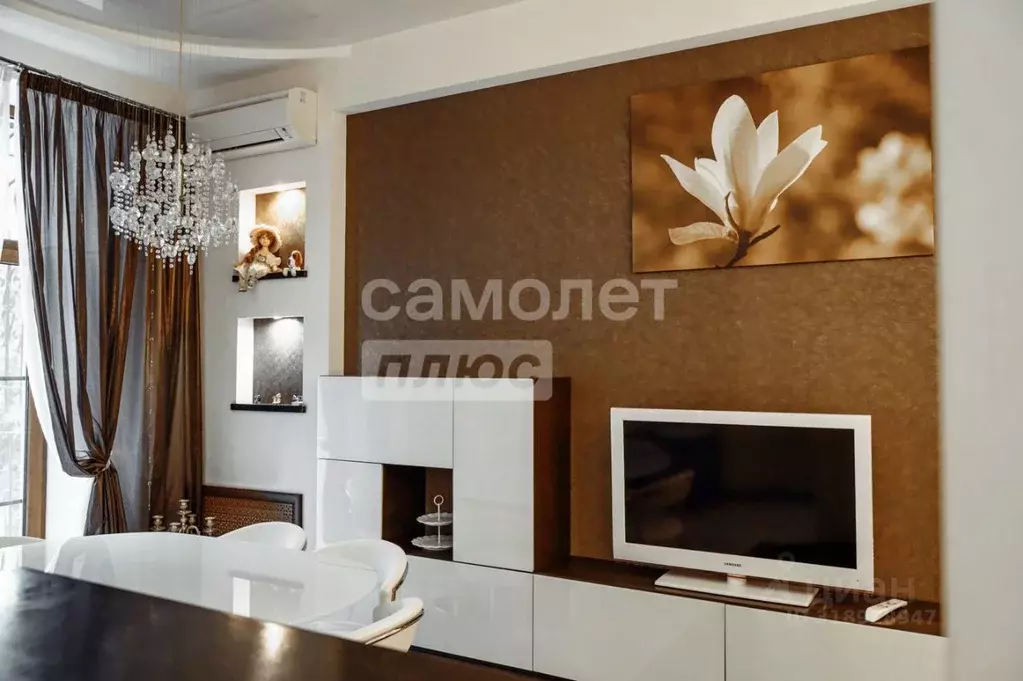 4-к кв. Волгоградская область, Волгоград ул. Мира, 13 (116.0 м) - Фото 1