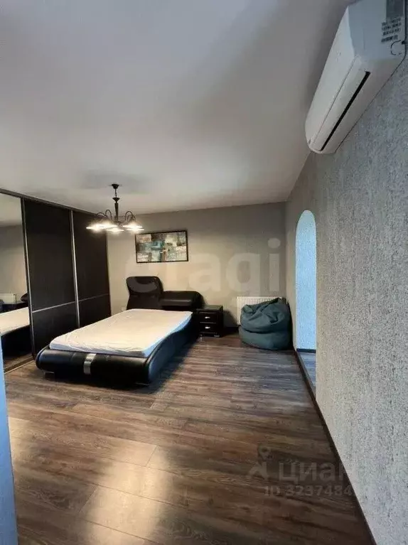 Студия Новосибирская область, Новосибирск ул. Шевченко, 15 (45.0 м) - Фото 1