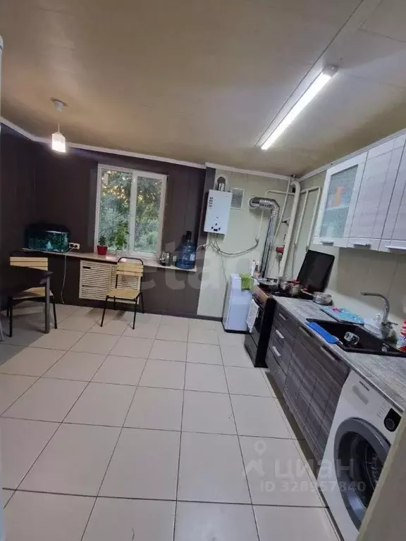 Дом в Ростовская область, Кагальницкая ст-ца ул. Калинина (79 м) - Фото 1