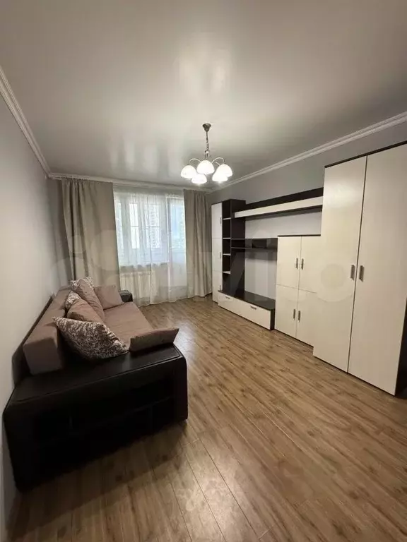 2-к. квартира, 71 м, 11/17 эт. - Фото 1