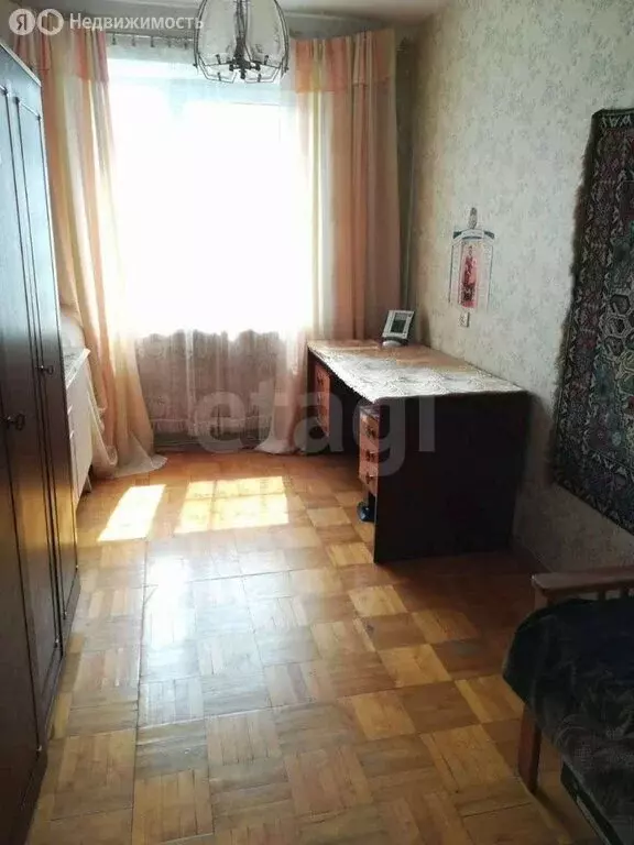 4-комнатная квартира: Челябинск, улица Молодогвардейцев, 65А (78 м) - Фото 0