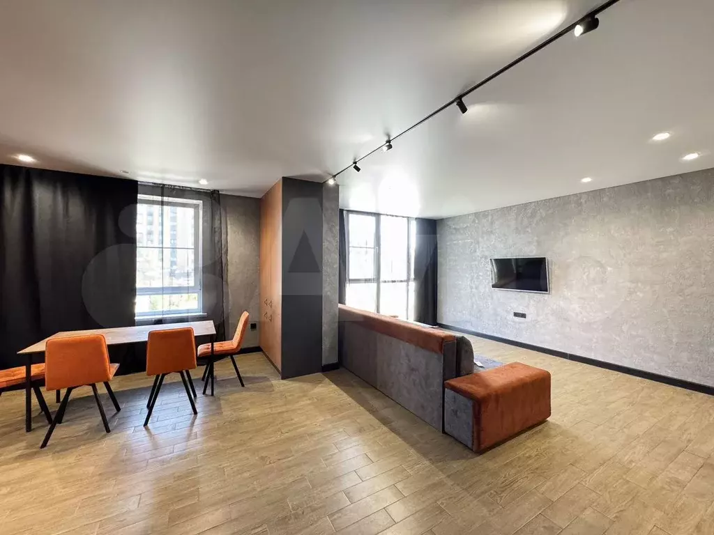 2-к. квартира, 58 м, 2/9 эт. - Фото 1