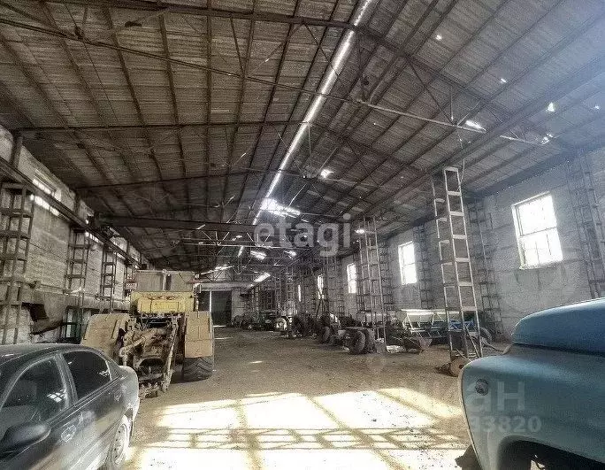 Склад в Крым, Красногвардейский район, Колодезянское с/пос, с. ... - Фото 1