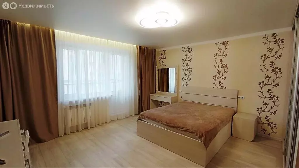 2-комнатная квартира: Нижнекамск, проспект Мира, 96 (53.6 м) - Фото 1