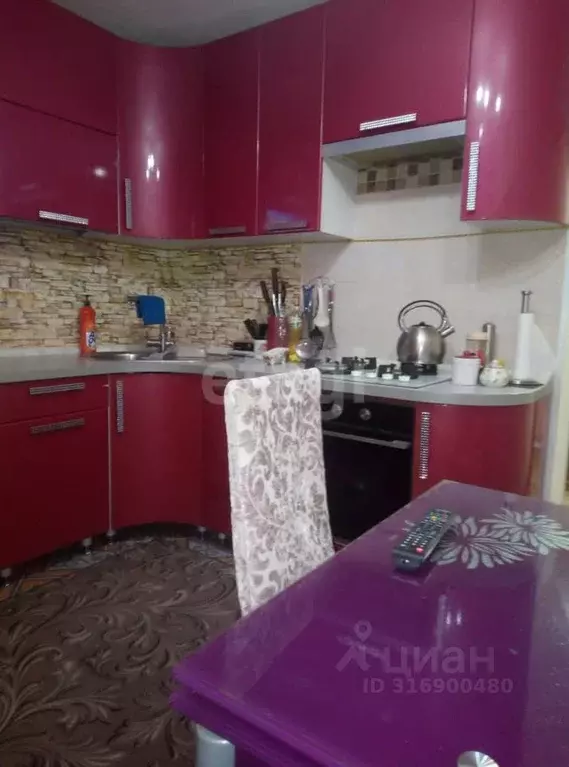 3-к кв. Коми, Усинск ул. Строителей, 6 (62.2 м) - Фото 0