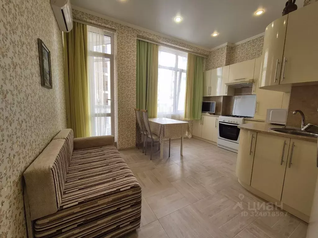 1-к кв. Краснодарский край, Геленджик Крымская ул., 19к4 (46.0 м) - Фото 1