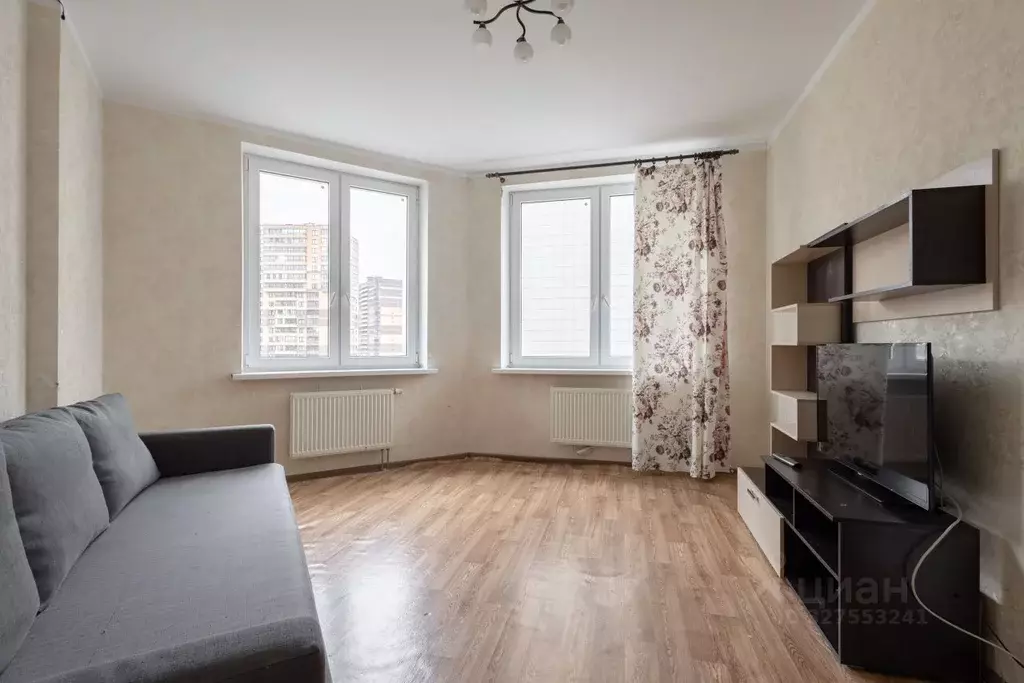 2-к кв. Санкт-Петербург ул. Русановская, 17к1 (49.3 м) - Фото 1