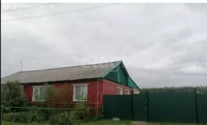 Дом в Омская область, рабочий посёлок Горьковское, улица Химиков (80.5 ... - Фото 1