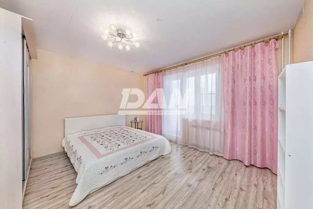 1-к кв. Челябинская область, Челябинск ул. Молодогвардейцев, 74 (41.3 ... - Фото 1