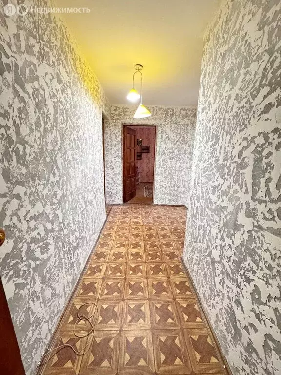 3-комнатная квартира: посёлок Бавлены, Полевая улица, 5 (63.4 м) - Фото 1