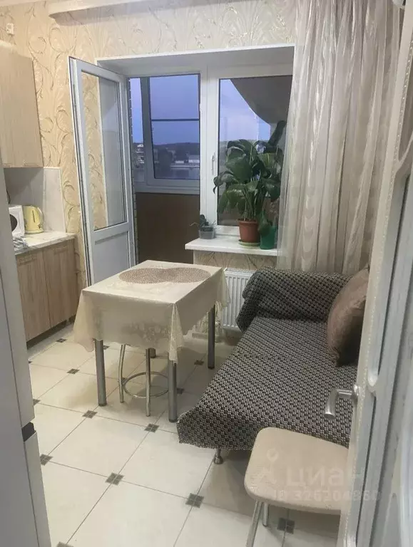 1-к кв. Краснодарский край, Горячий Ключ ул. Кучерявого, 50Б (38.0 м) - Фото 1