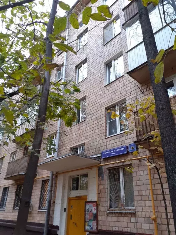 2-к кв. Москва ул. Адмирала Макарова, 33 (41.5 м) - Фото 0