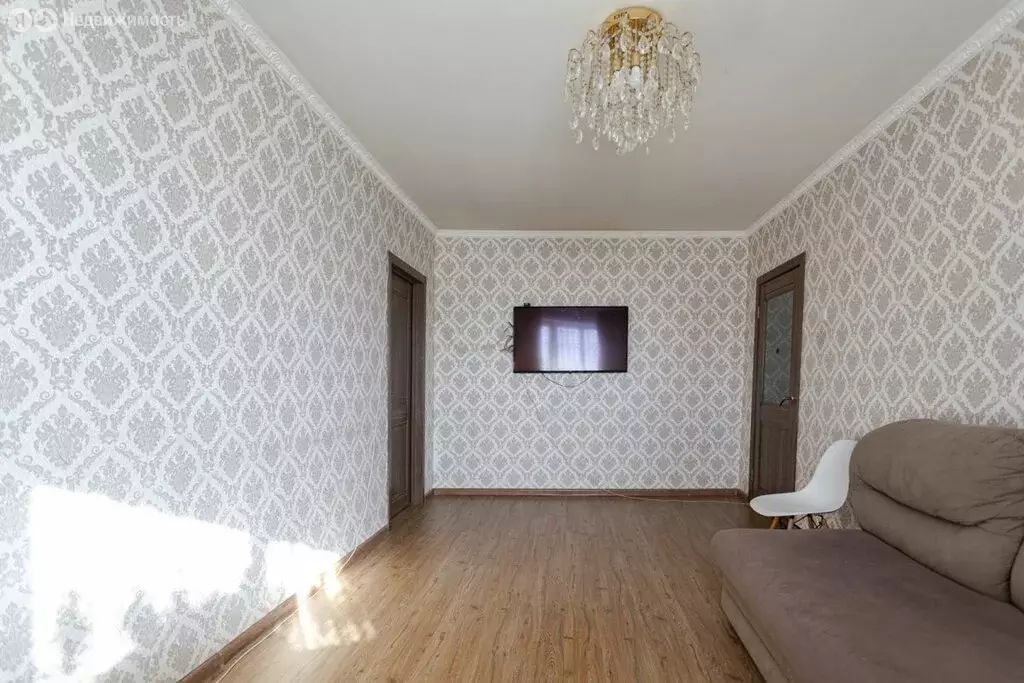 3-комнатная квартира: Новокузнецк, улица Грдины, 8 (61.7 м) - Фото 2