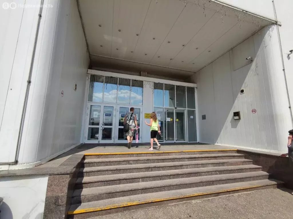 Торговая площадь (282 м) - Фото 1