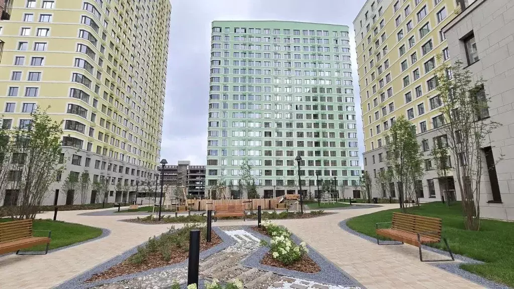 2-к кв. Тюменская область, Тюмень ул. Эльвиры Федоровой, 1к1 (57.6 м) - Фото 2