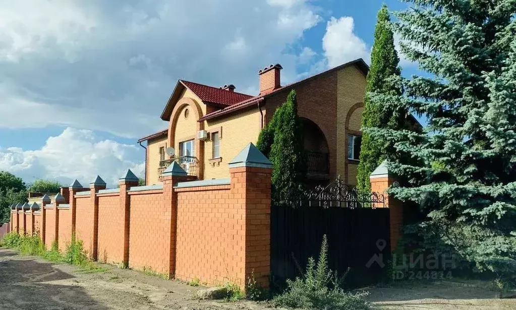 Коттедж в Орловская область, Орел Степная ул., 79 (262 м) - Фото 0