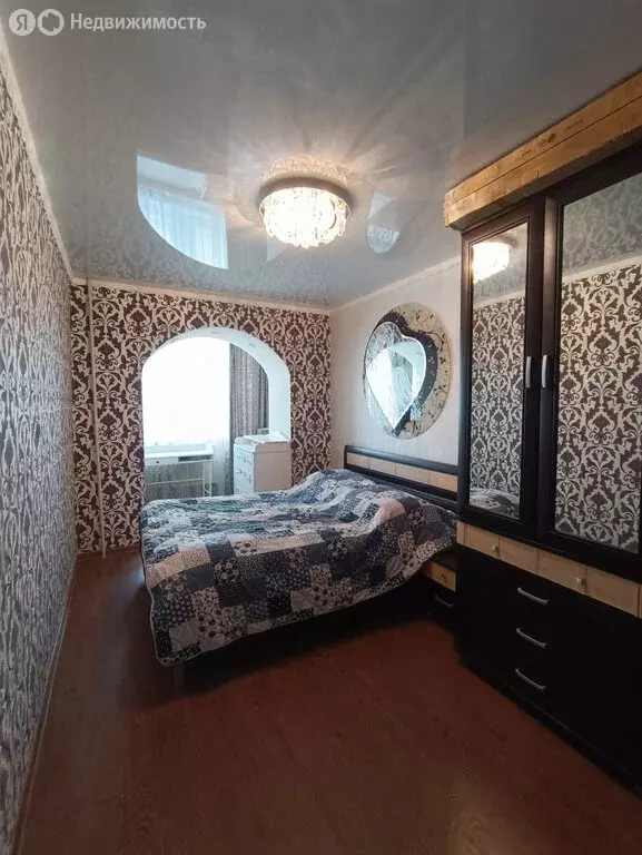 3-комнатная квартира: Стародуб, Красная площадь, 4 (74.2 м) - Фото 2