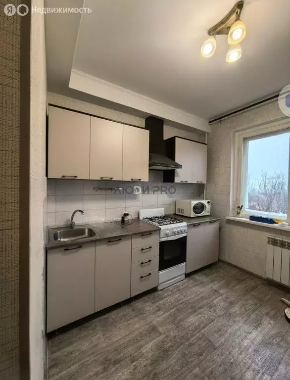 2-комнатная квартира: Саратов, улица имени Г.К. Орджоникидзе, 12А ... - Фото 2