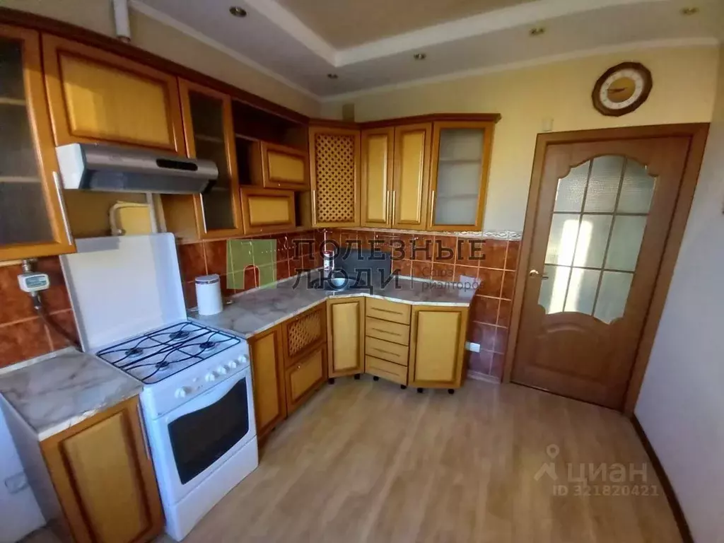 3-к кв. Курганская область, Курган Заозерный жилрайон, 1-й мкр, ул. ... - Фото 1