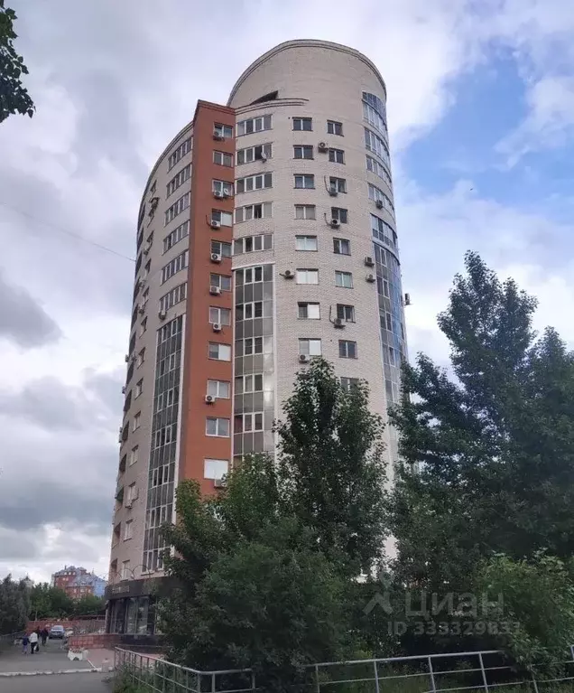 2-к кв. Алтайский край, Барнаул Партизанская ул., 105 (87.0 м) - Фото 1