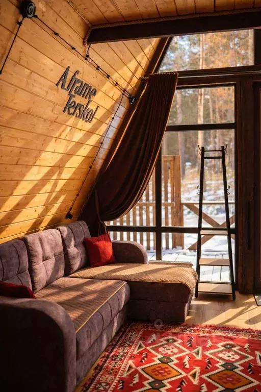 Дом в Кабардино-Балкария, Эльбрусский район, с. Терскол ул. ... - Фото 2