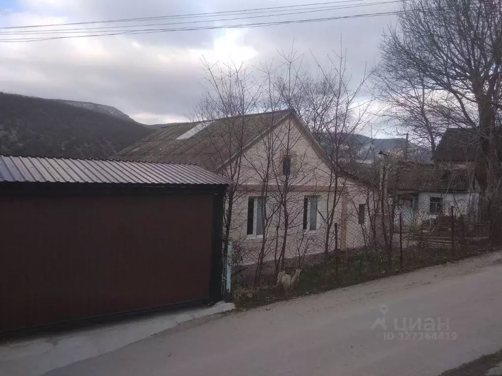 Дом в Севастополь с. Терновка, ул. Садовая, 38 (74 м) - Фото 2